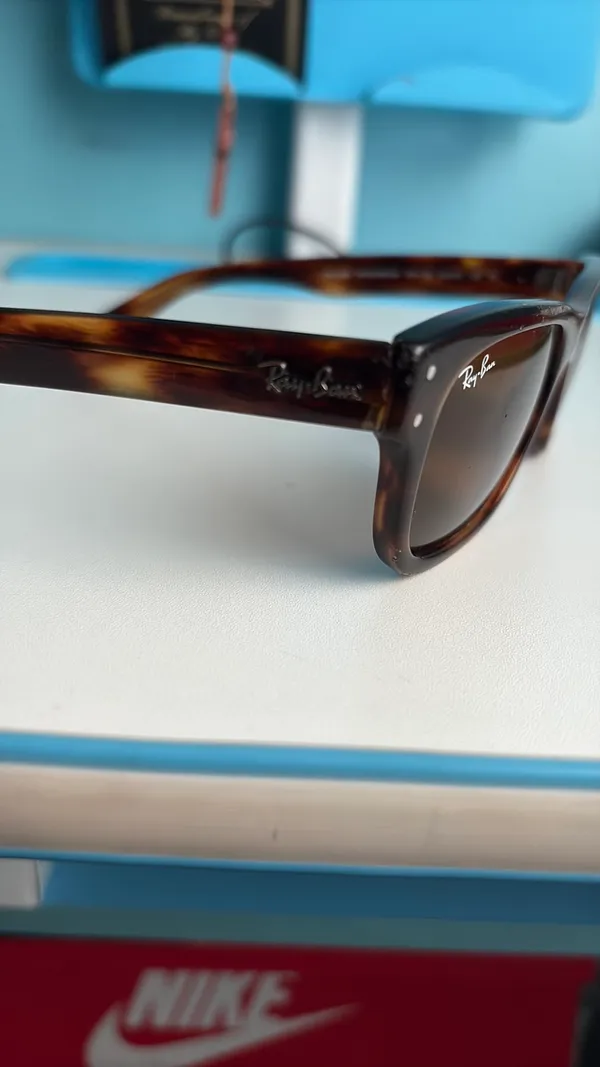 Ray-Ban MR Burbank Sunglasses Striped Havana - Image 13