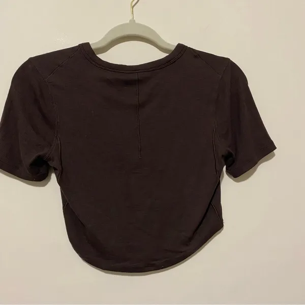 Lululemon Chocolate Brown Ribbed Soft Crop Top size XS/S - Image 5