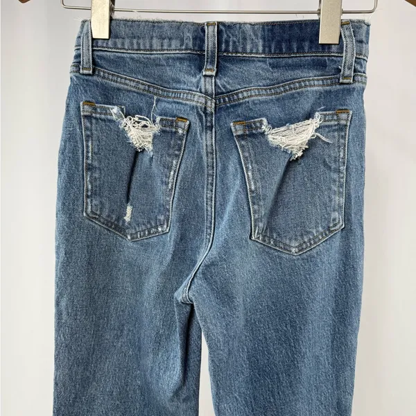 Abercrombie & Fitch‎ The Mom High Rise Distressed Jeans in Blue Size 24 or 00 - Image 6