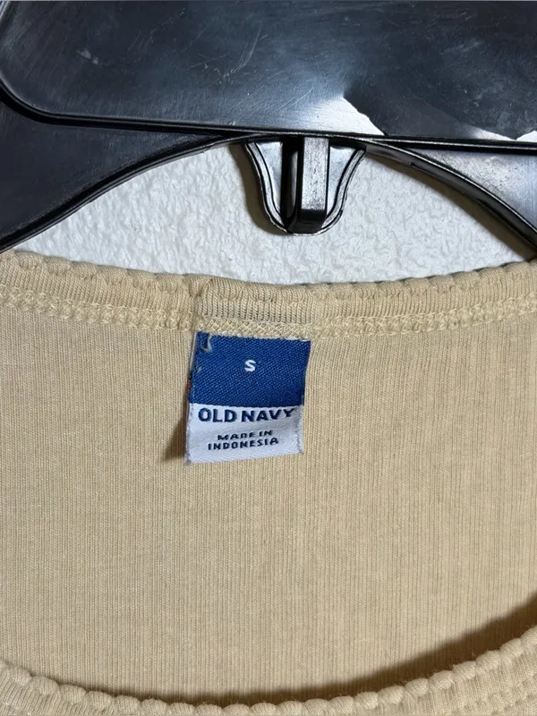 Old Navy Women‎ Minimalist Neutral Classic Ribbed Crewneck Tee Beige Tan size S - Image 4