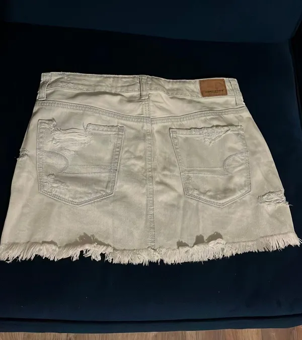 American Eagle Mini Skirt - Image 3