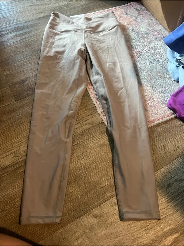 YPB High-Waist Light Taupe Leggings small short - Image 3