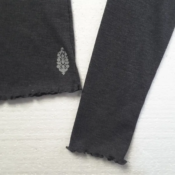 Free People Movement Women's Breathe Easy Layer size L NWT $40 - Image 7