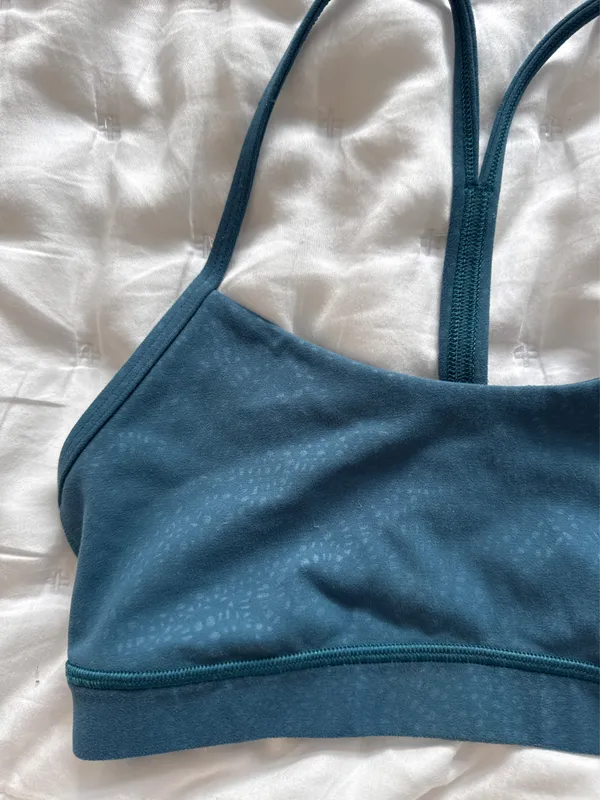 Flow Y Lululemon Sports Bra - Image 3