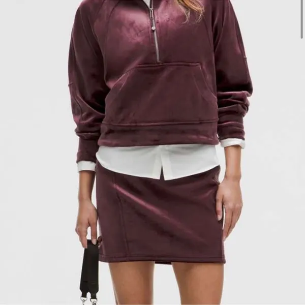 NWT Lululemon‎ Scuba High-Rise Mini Skirt *Velvet Garnet Red Large - Image 4