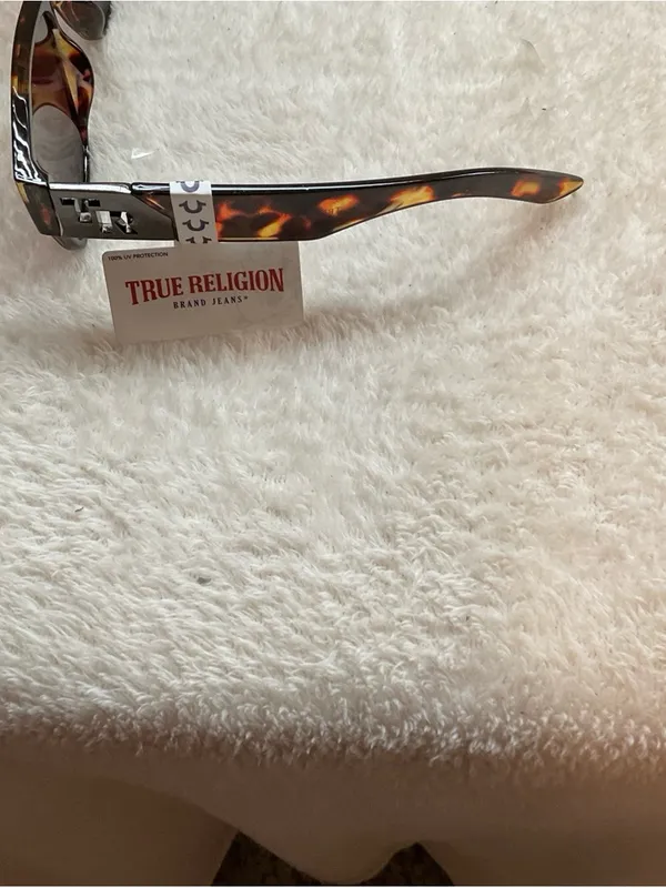 True Religion Tortoiseshell Sunglasses with Brown Lenses - Image 4