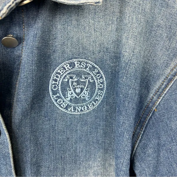 Cider Embroidered Logo Blue Washed Denim Button Down Shirt Size XL - Image 7