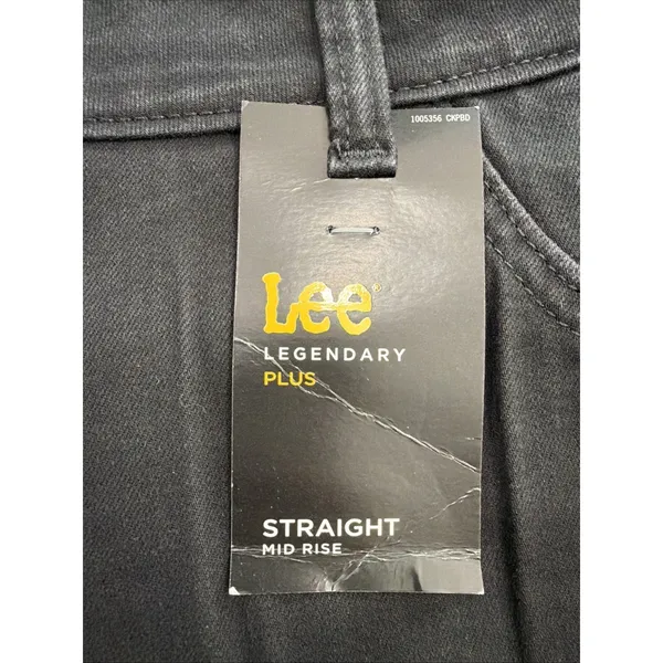 Lee Women's Relaxed Fit Straight Leg Mid Rise Jeans 305-1884 Size 22W Short Peti - Image 4