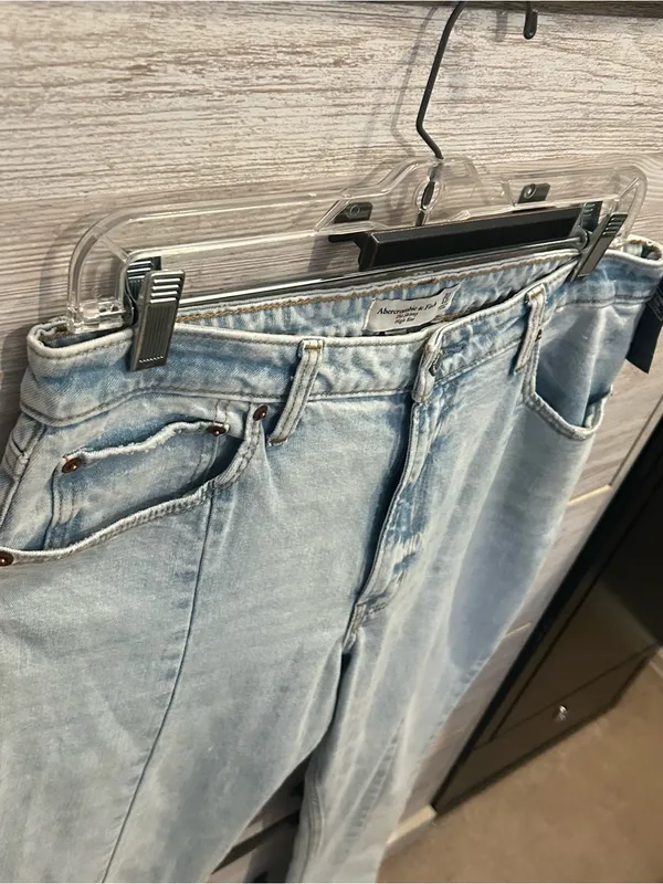NWT Abercrombie & Fitch High Rise Skinny Jeans Size 31/12 - Image 6
