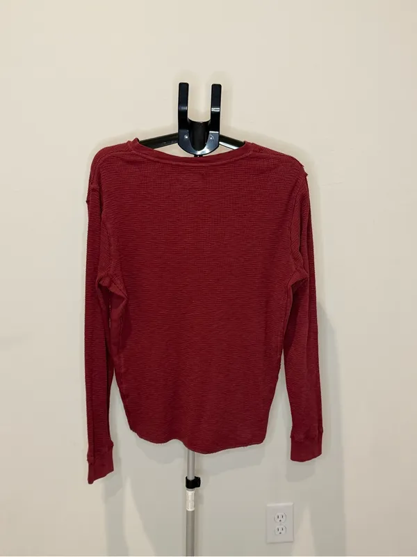 Lucky Brand Waffle Knit Long Sleeve Top | Burgundy | Medium | Raw Edge Casual - Image 4