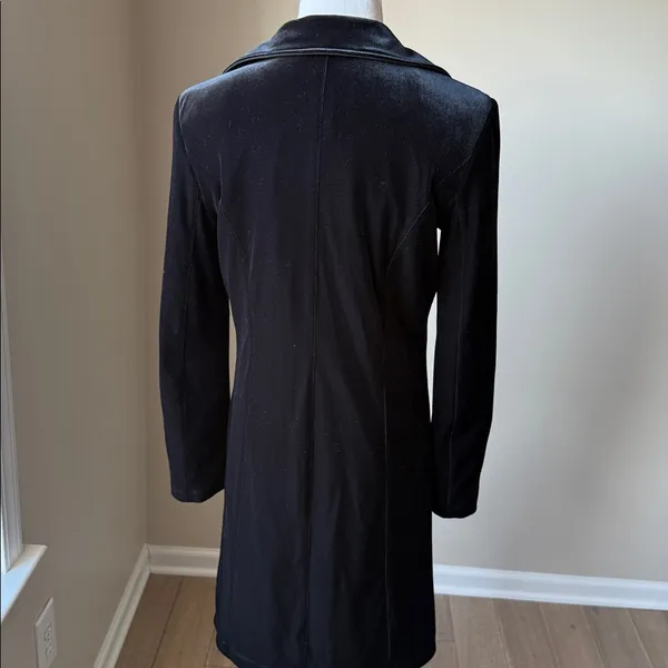 Reversible Rose embroidered / velvet Trench Coat Black - Image 10