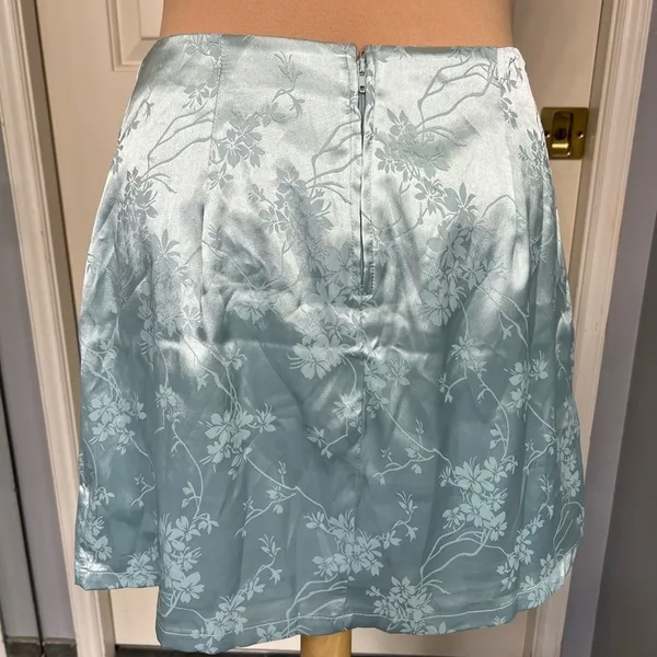 Francesca’s Blue Rain‎ Floral Embossed Satin Mini Skirt - Image 3