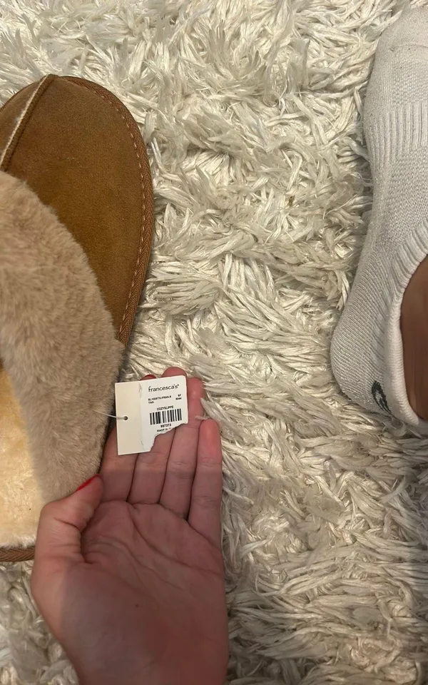The Comfy Slippers - Image 3