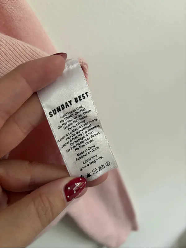 Aritzia Sunday Best Abby Long Sleeve Cropped Sweater Dino Patch Size Small - Image 5