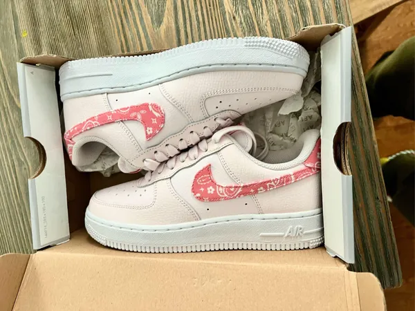 Nike Air Force 1 07 Women’s Shoes - Image 7