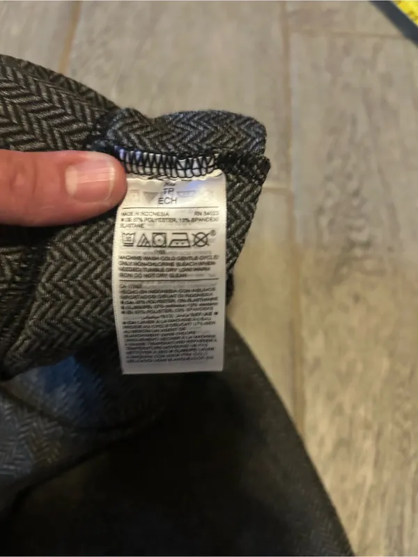 Old Navy black stevie skinny pants - size xs herringbone pattern - Image 9