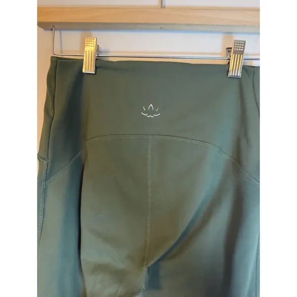 Beyond Yoga Space Dye High Waisted Dark Green Leggings Sz M - Image 4