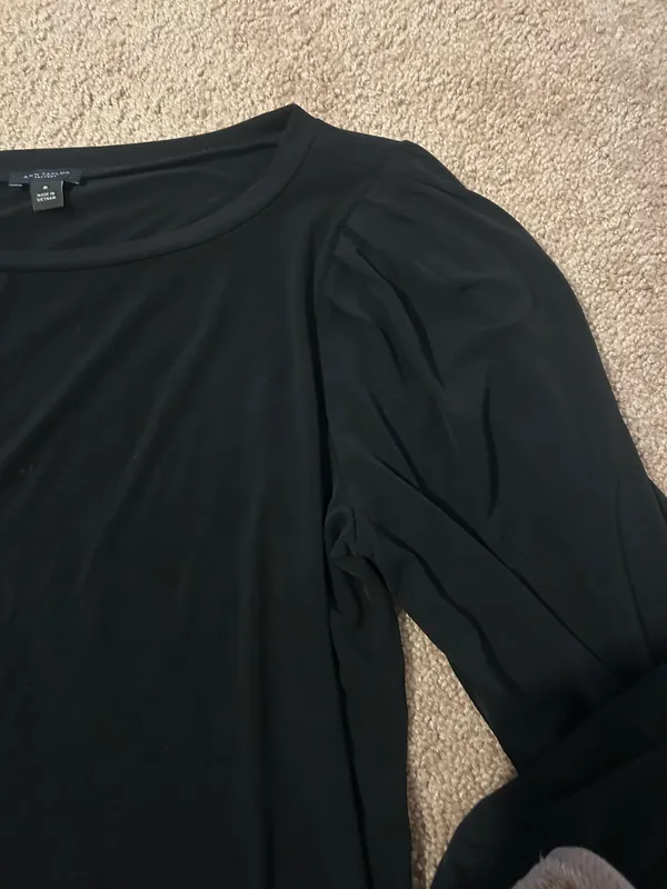 Elegant Black Women's Top - Image 4