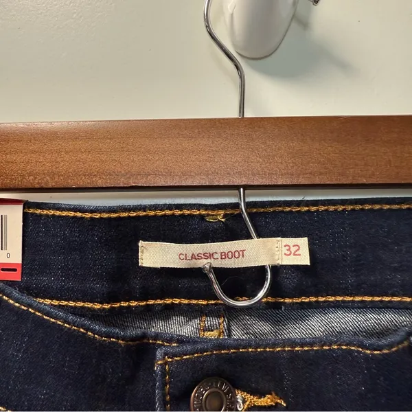 NWT Levi's Classic Bootcut Jean Dark‎ Wash High Waist Stretch 32x30 - Image 4
