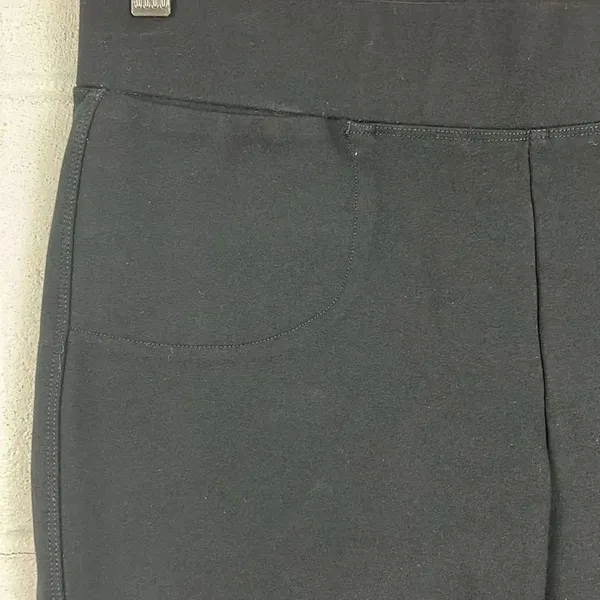 Quince women’s pull on black ponte cropped straight leg dress pant size S - Image 2