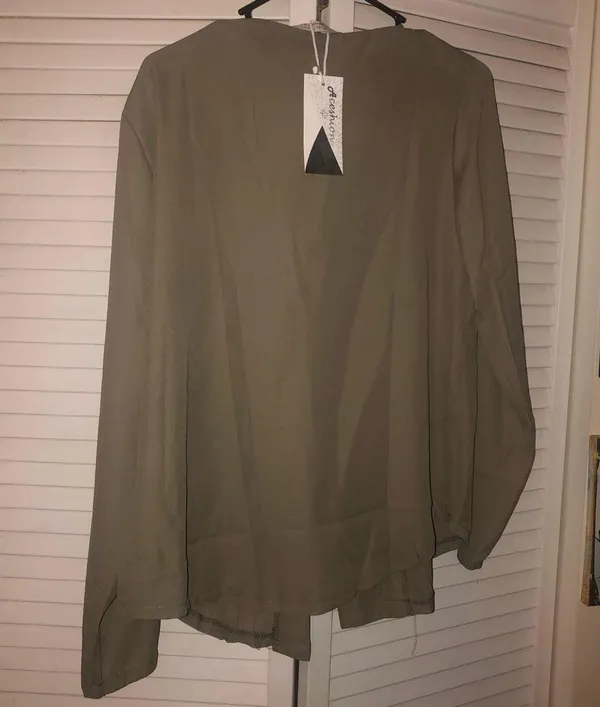 Chiffon Blouse Green Size M - Image 4