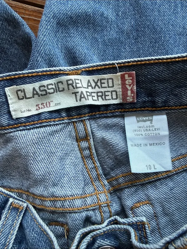 Womens Levis 550 Med Wash Vintage Classic Relaxed Tapered Jeans 30x33" Size 10L - Image 4