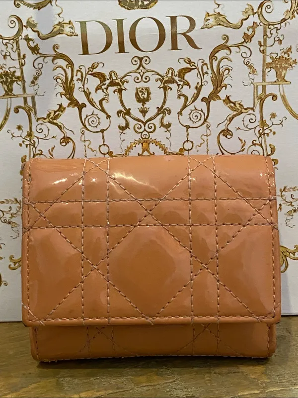 Christian Dior Lady Dior Lotus Quilted Patent Leather Cannage Wallet in Peachy Pink - Image 7