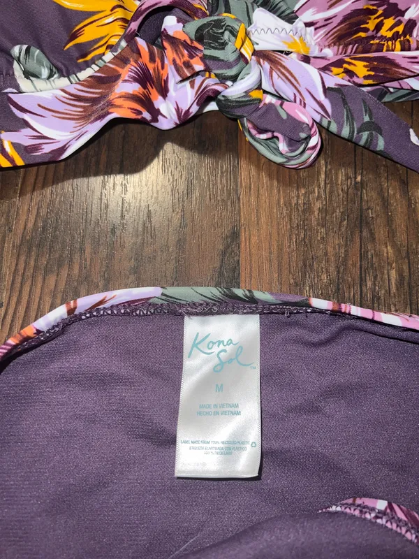 Bikini  - Image 2