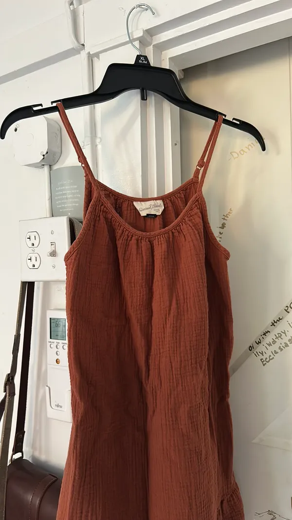 Universal Threads Dress - Image 4