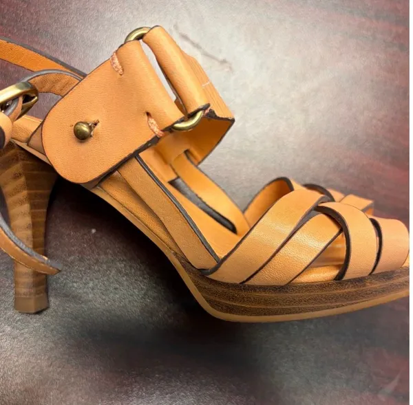 Franco Sarto Heels Leather - Image 2