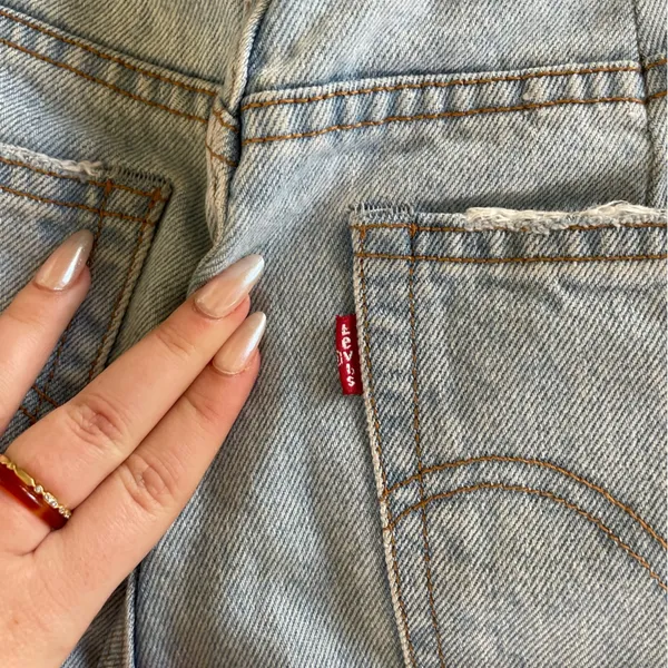 Levis' WEDGIE FIT ANKLE WOMEN'S JEANS - Image 11
