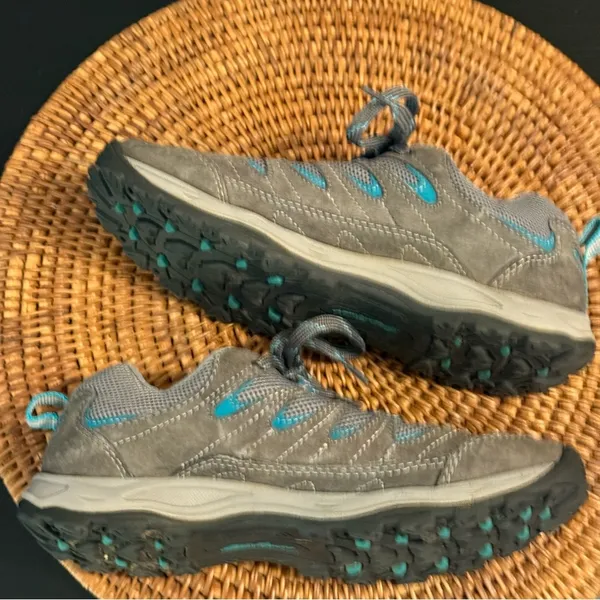 Gray‎ and Teal Eddie Bauer sneakers/hiking shoes women’s size 7.5 - Image 7