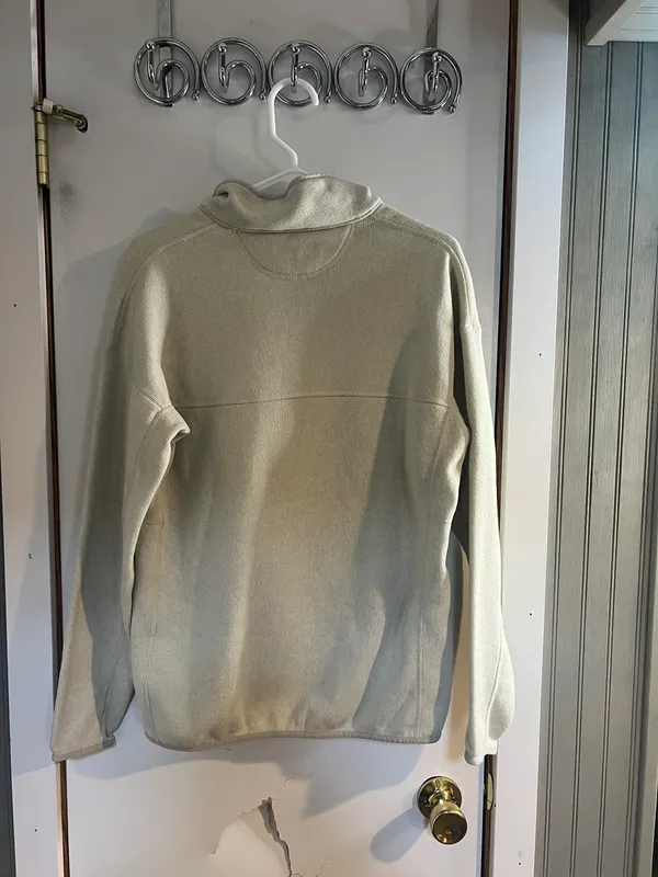 Patagonia Sweatshirt - Image 3