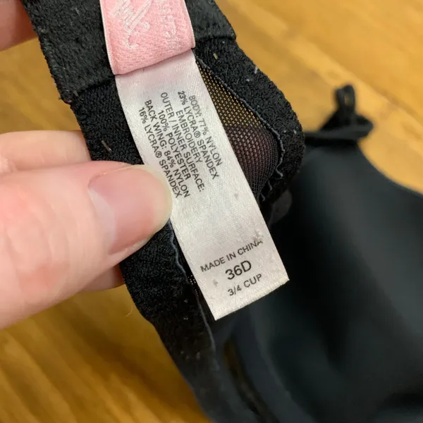 Victoria's Secret Angels Black‎ Lace Trim Bra Women's Size 36D 3/4 Cup Y2K Sexy - Image 4