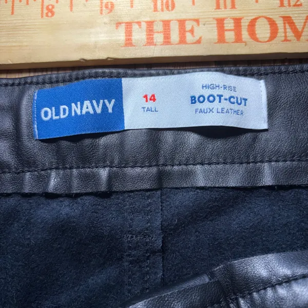 NEW‎ Old Navy Faux Leather High Rise Boot Cut Pants Women's Size 14 Tall Black - Image 2