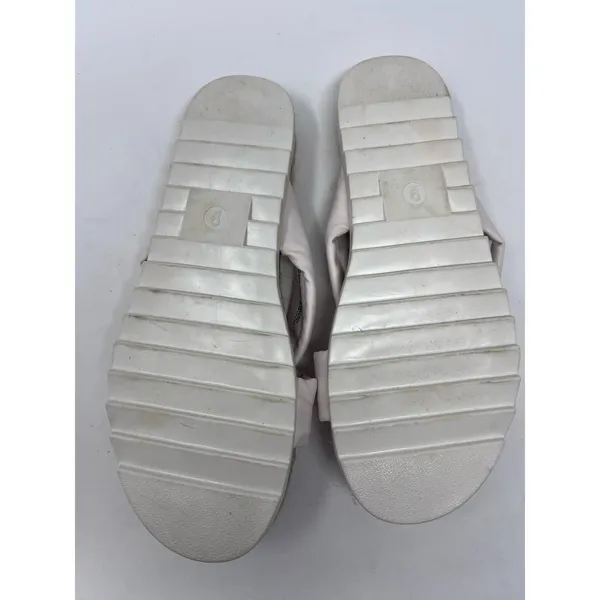Universal Threads Women's‎ White Sandals Size 9 - Image 5
