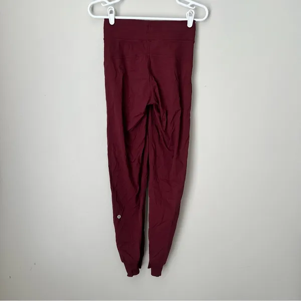 Lululemon Burgundy Maroon Dance Studio Jogger Pants Size 2 - Image 5