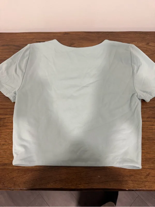 Aritzia Light Mint Short Sleeve Crew Tee - Image 3