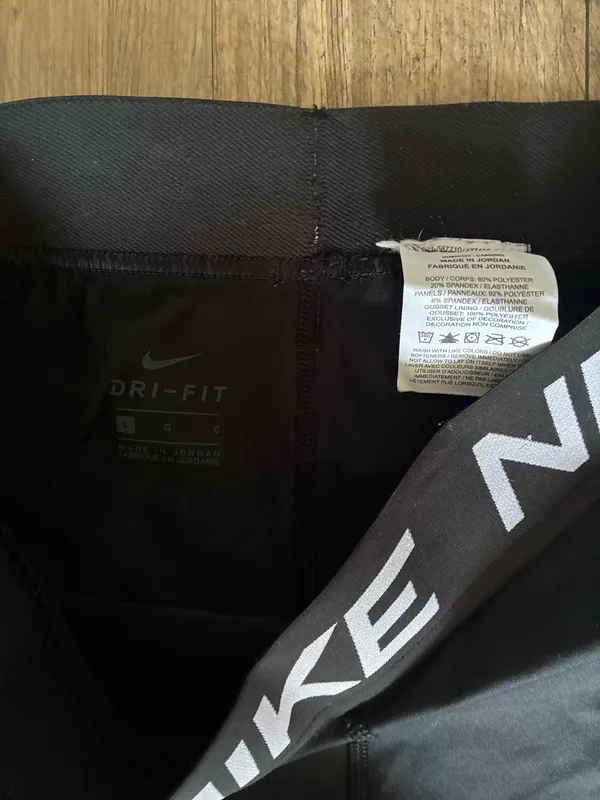 Nike Black Performance Capri Leggings with Logo Waistband - Image 2