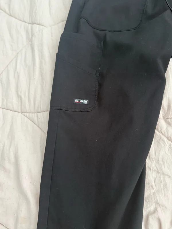Greys Anatomy Scrub Set Sz MT - Image 2