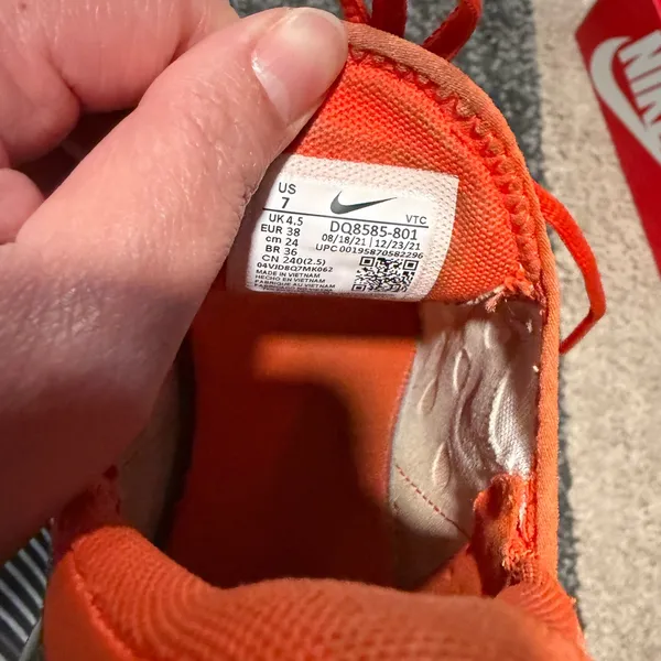 Nike Bright Orange Sneakers - Image 5