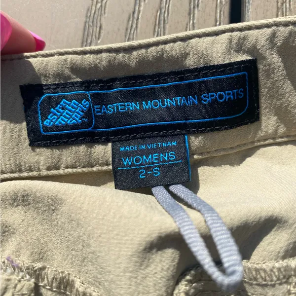 Eastern Mountain Sports women’s tan khaki hiking pants 2 excursion compass pants - Image 5