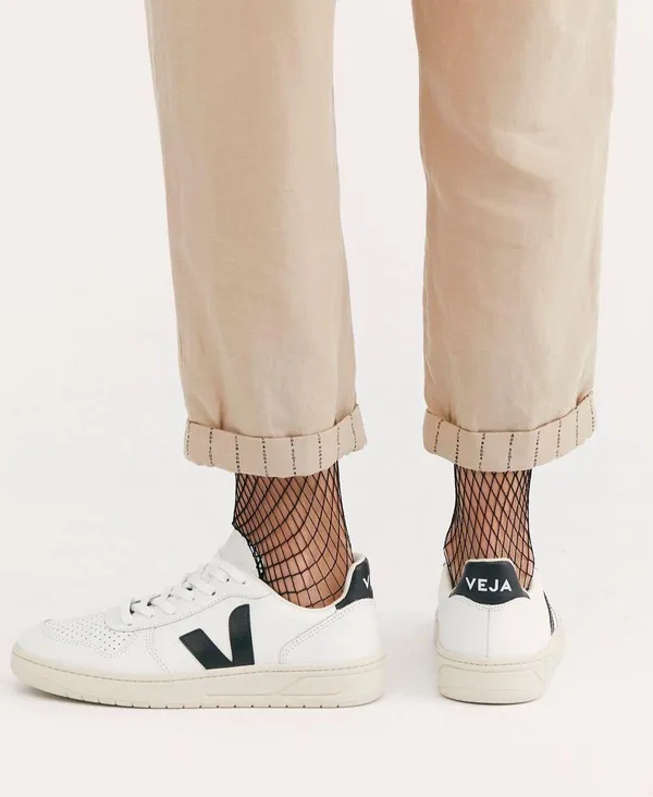 VEJA s Sneakers - Image 2