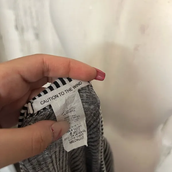 Stripped top White - Image 4