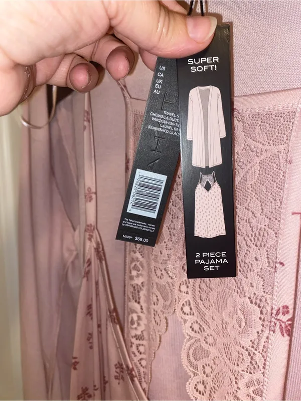 Tahari Pale Pink Floral Slip Nightdress with Matching Open Robe - Image 3