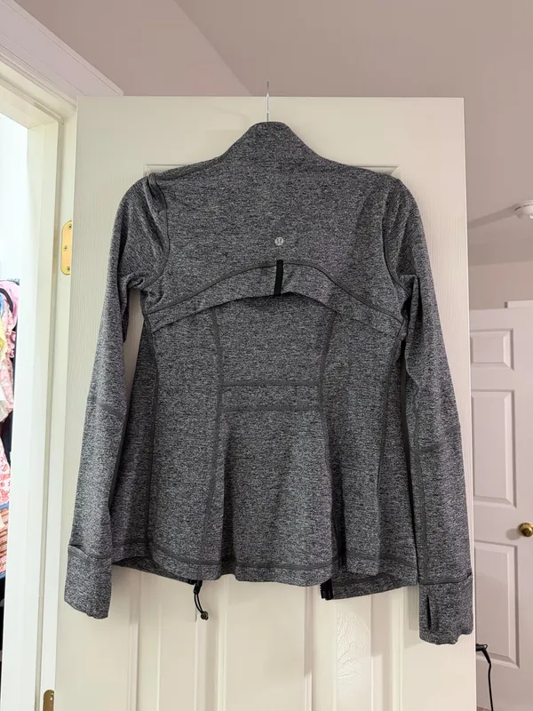 Lululemon Jacket Define Grey - Image 3