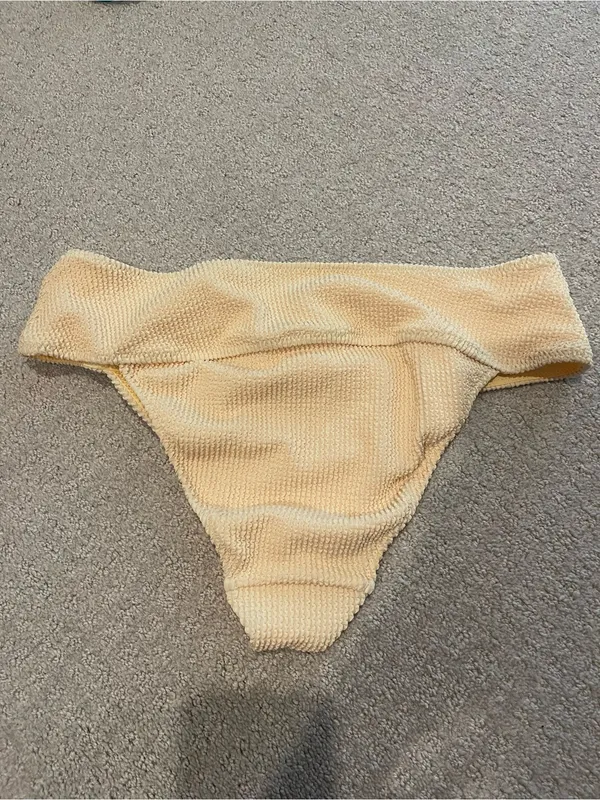 Show Me Your Mumu Del Rey Bottom size Large L Butter Yellow Scrunch - Image 7