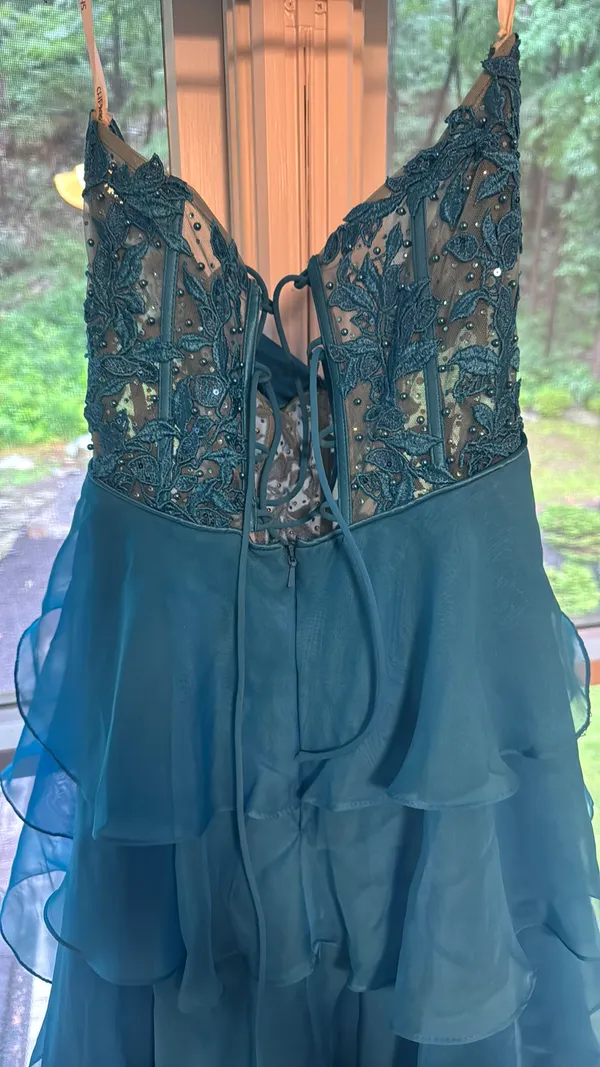 Sherri Hill Prom Dress - Image 4