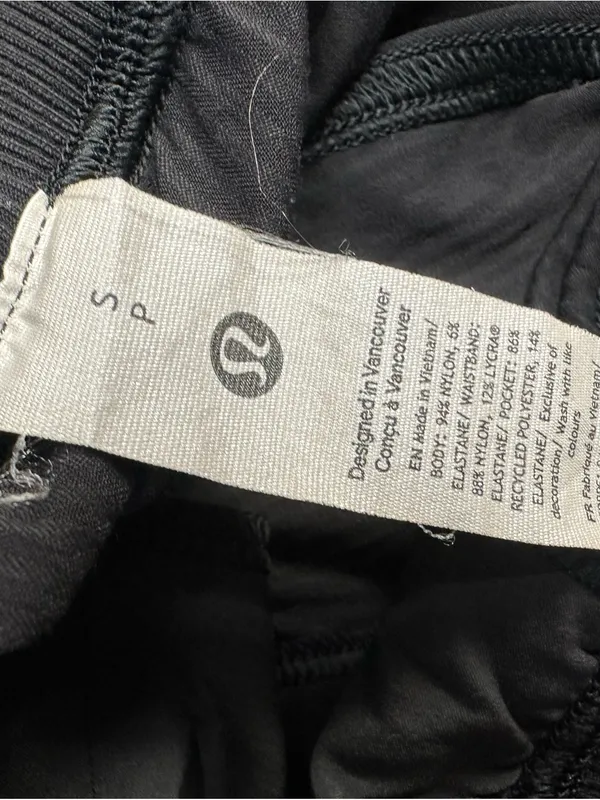 500. lululemon athletica Dance Studio Mid-Rise sz 6 - Image 5
