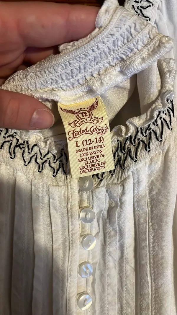 Faded Glory Mayflower Queen Top - Image 4